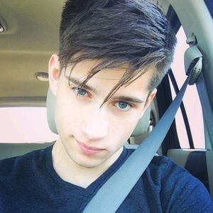 Meet your Posher, Mathew